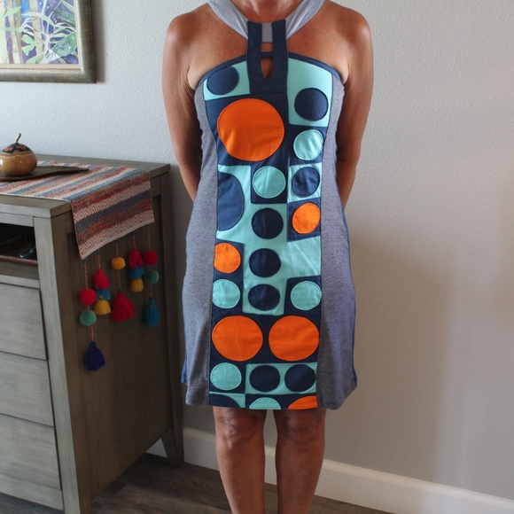 60's Inspired, Fun Party Dress II 🥳 - Picture 2 of 9
